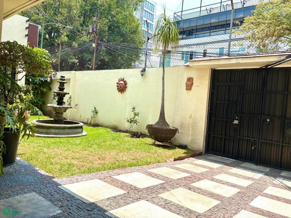 House in Mexico City, Mexico 2 - 18098349