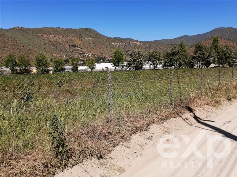 Land in Las Rosas, Santiago Metropolitan Region, Chile 1 - 18167541