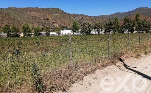 Land in Las Rosas, Santiago Metropolitan Region, Chile 1