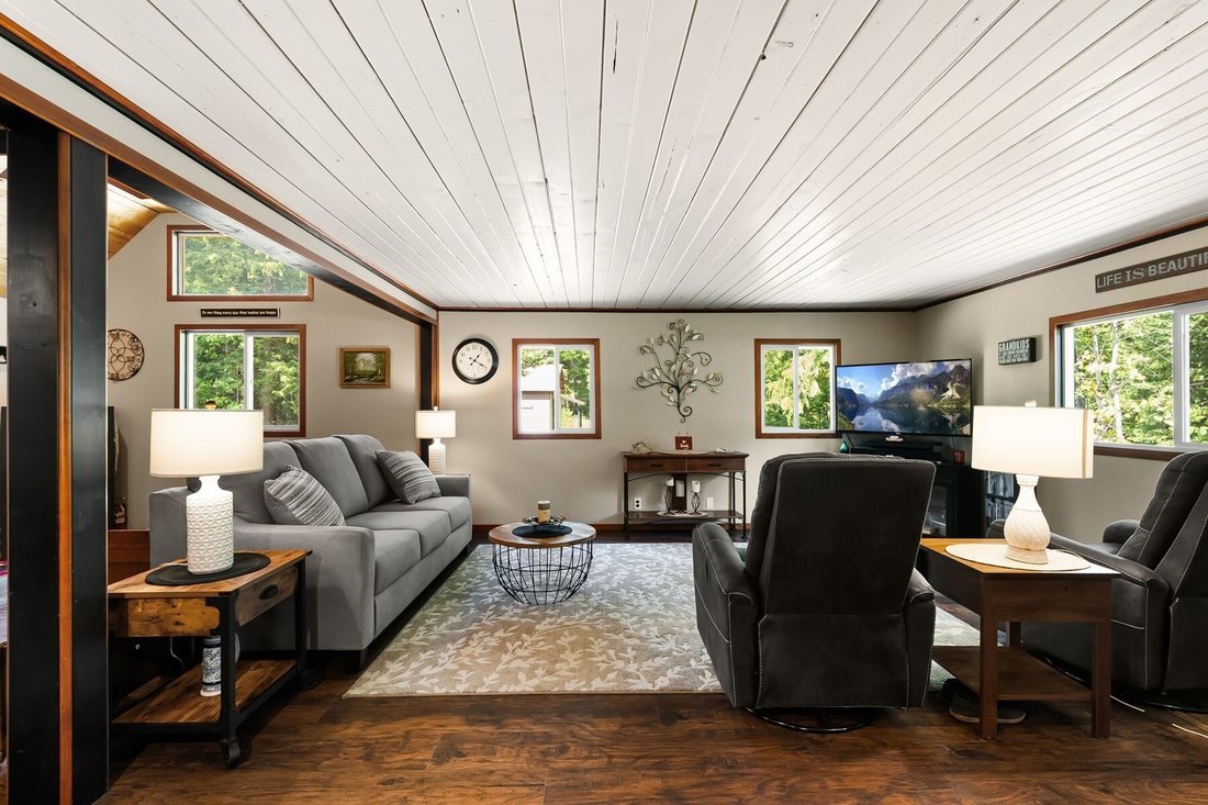 House in Sandpoint, Idaho, United States 4 - 18627510