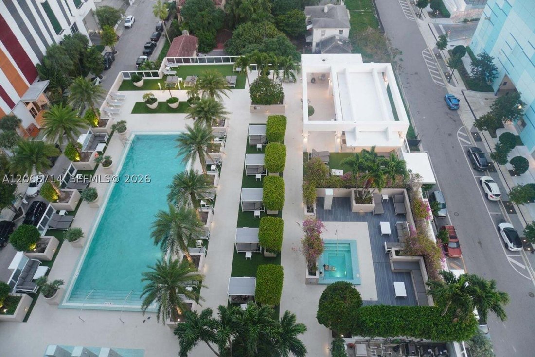Condo in Miami, Florida, United States 5 - 18628420
