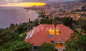 Villa in Sao Goncalo, Madeira, Portugal 2