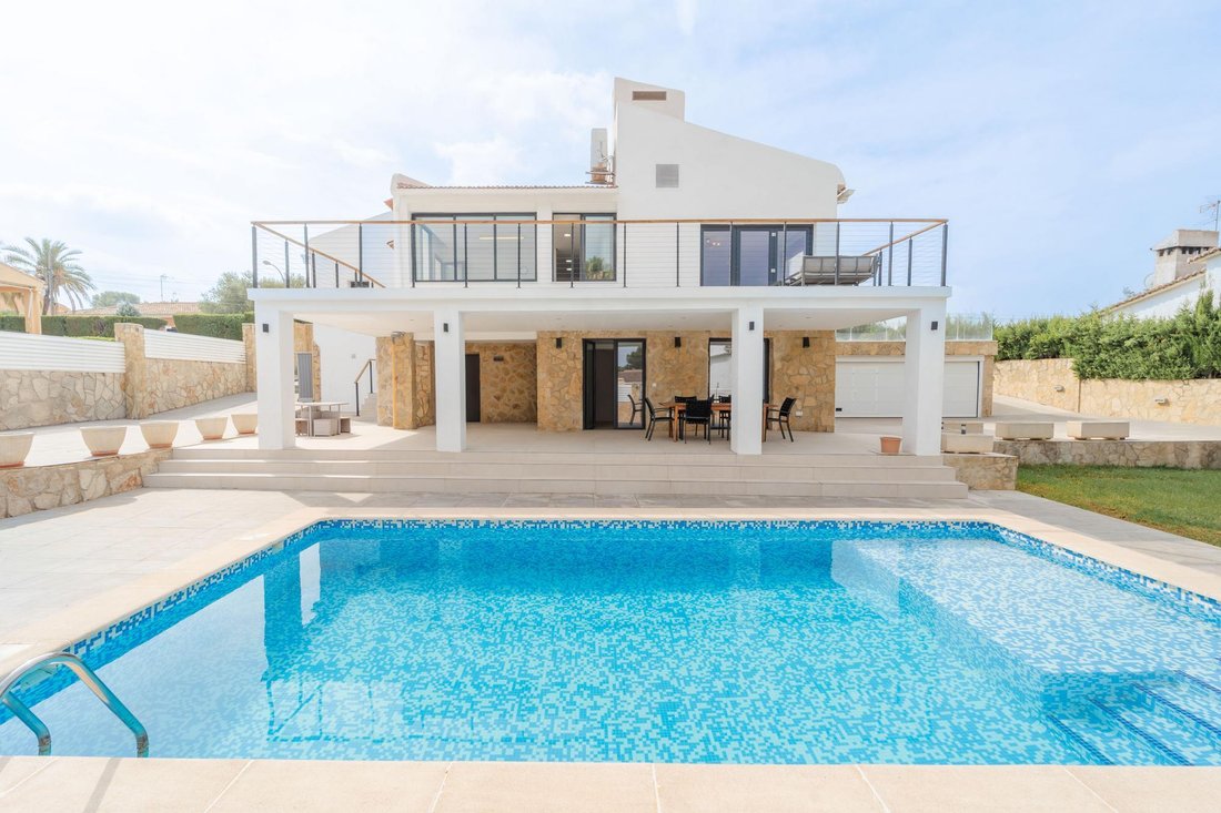 Villa in L'Eliana, Land Valencia, Spanien 2 - 18626601