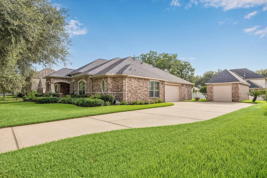 House in Pearland, Texas, United States 3 - 18628782