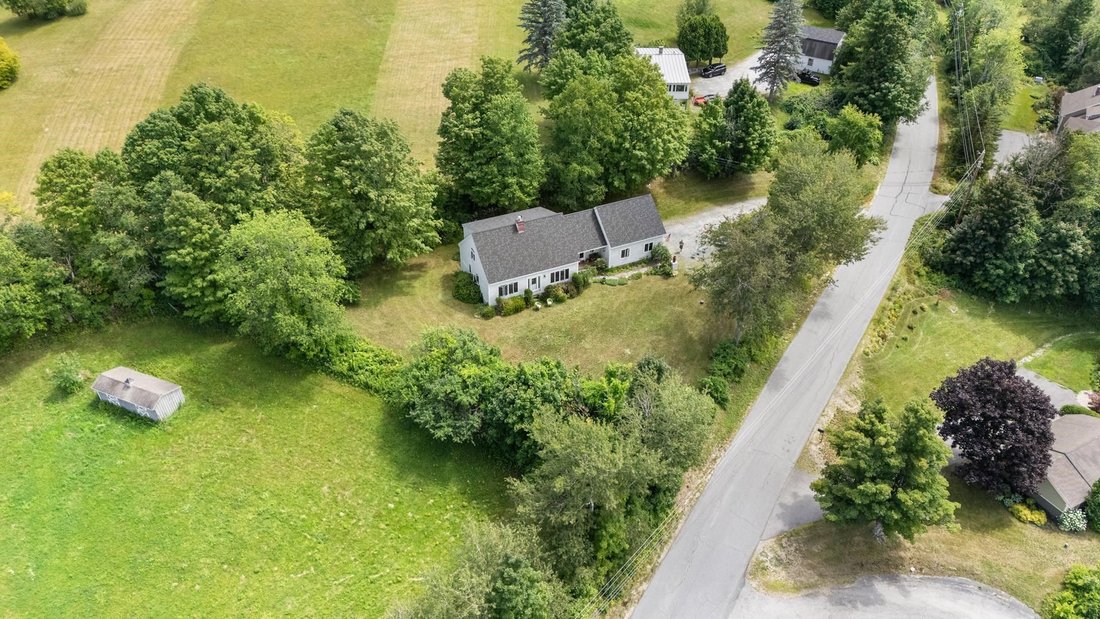 House in Wilmot, New Hampshire, United States 2 - 18630509