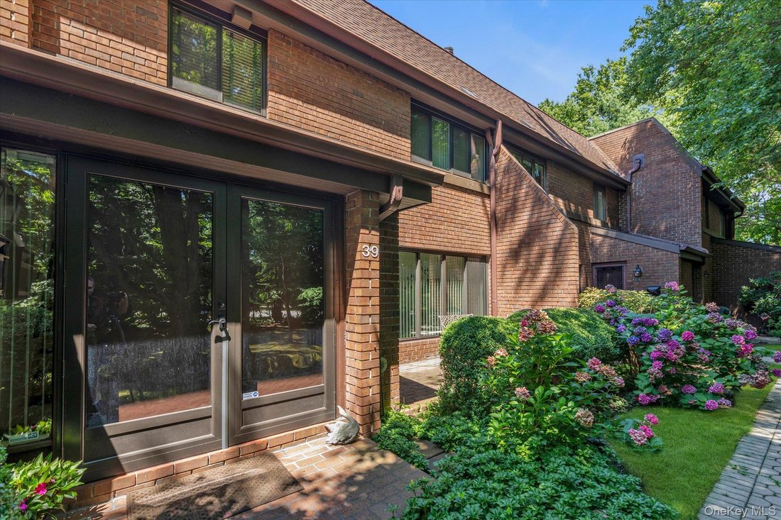 Condo in Roslyn, New York, United States 1 - 18629676