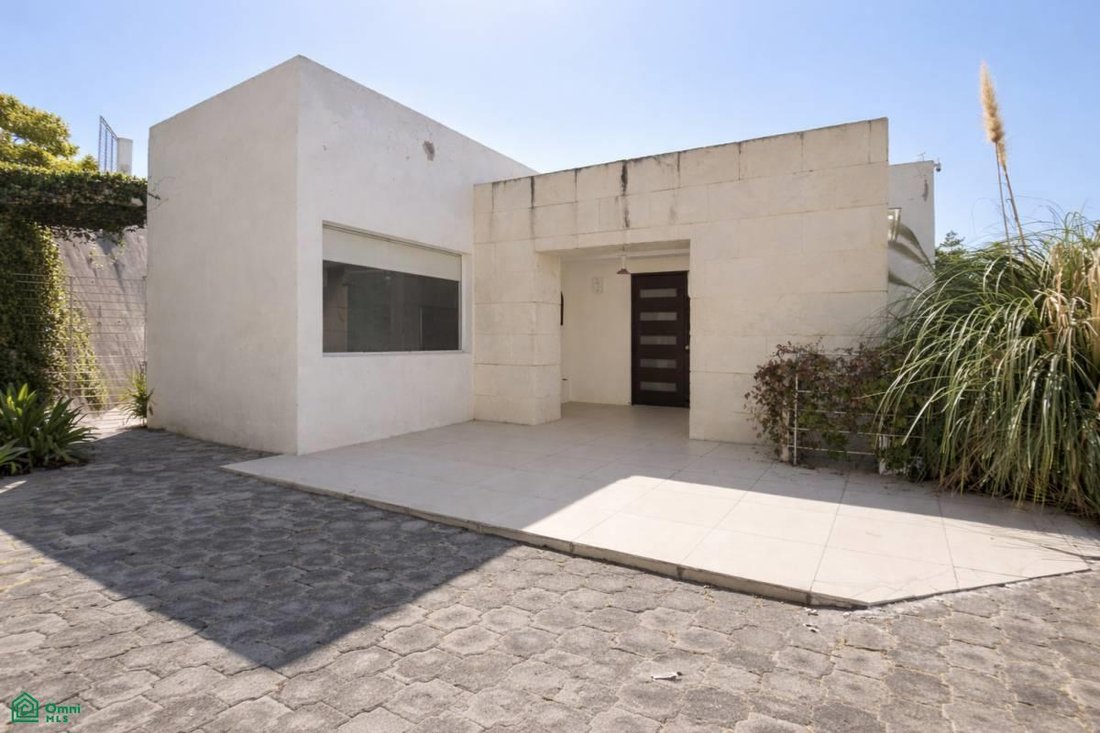 House in Ciudad López Mateos, State of Mexico, Mexico 1 - 17399132