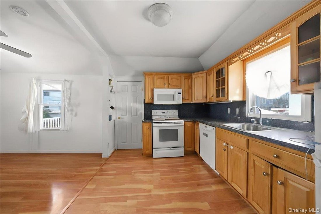 East Rockaway, New York, United States 5 - 18629659