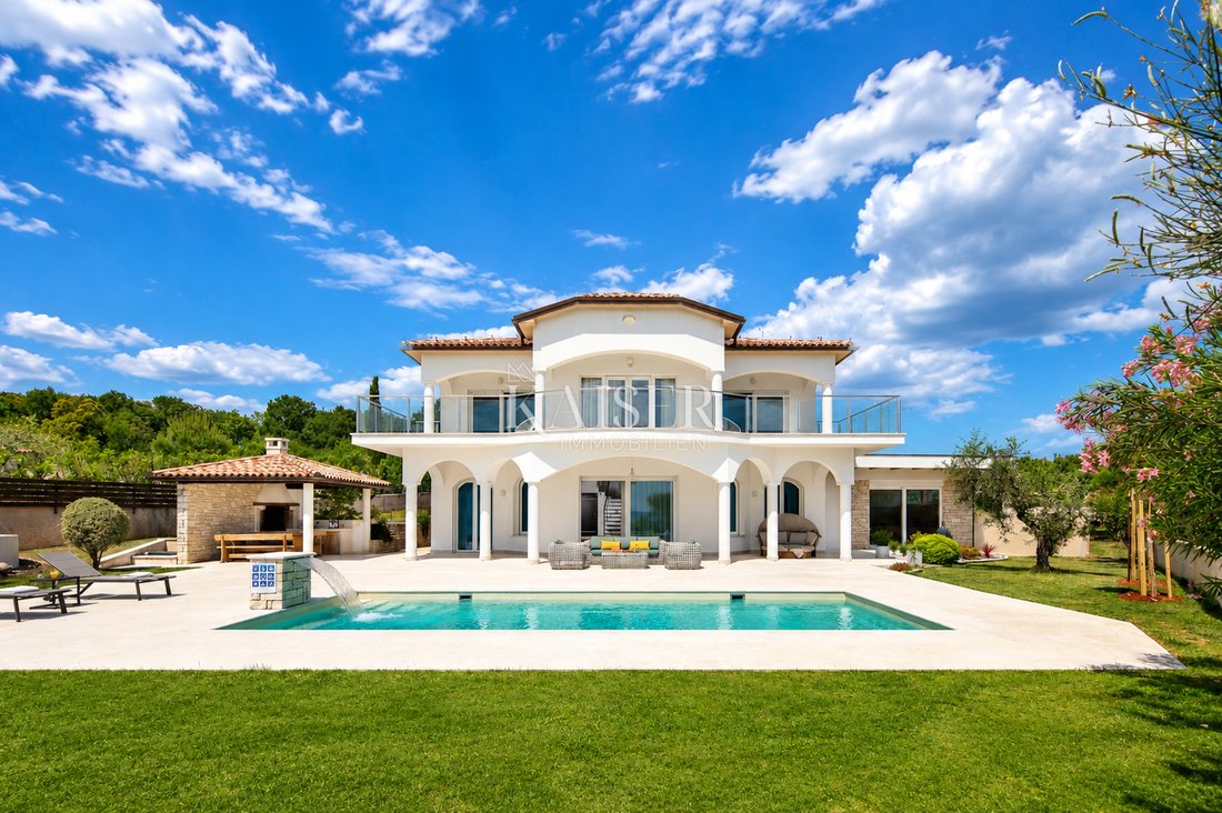 Villa in Labin, Istria County, Croatia 1 - 18629625