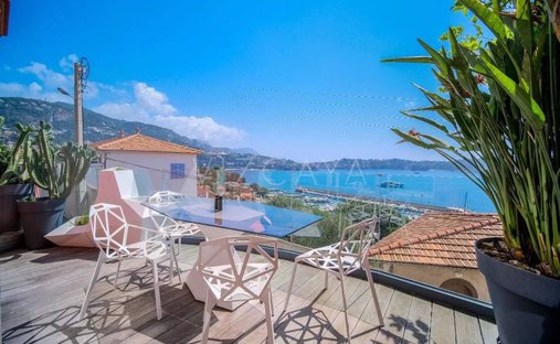House in Le Port, Villefranche-sur-Mer, France 1
