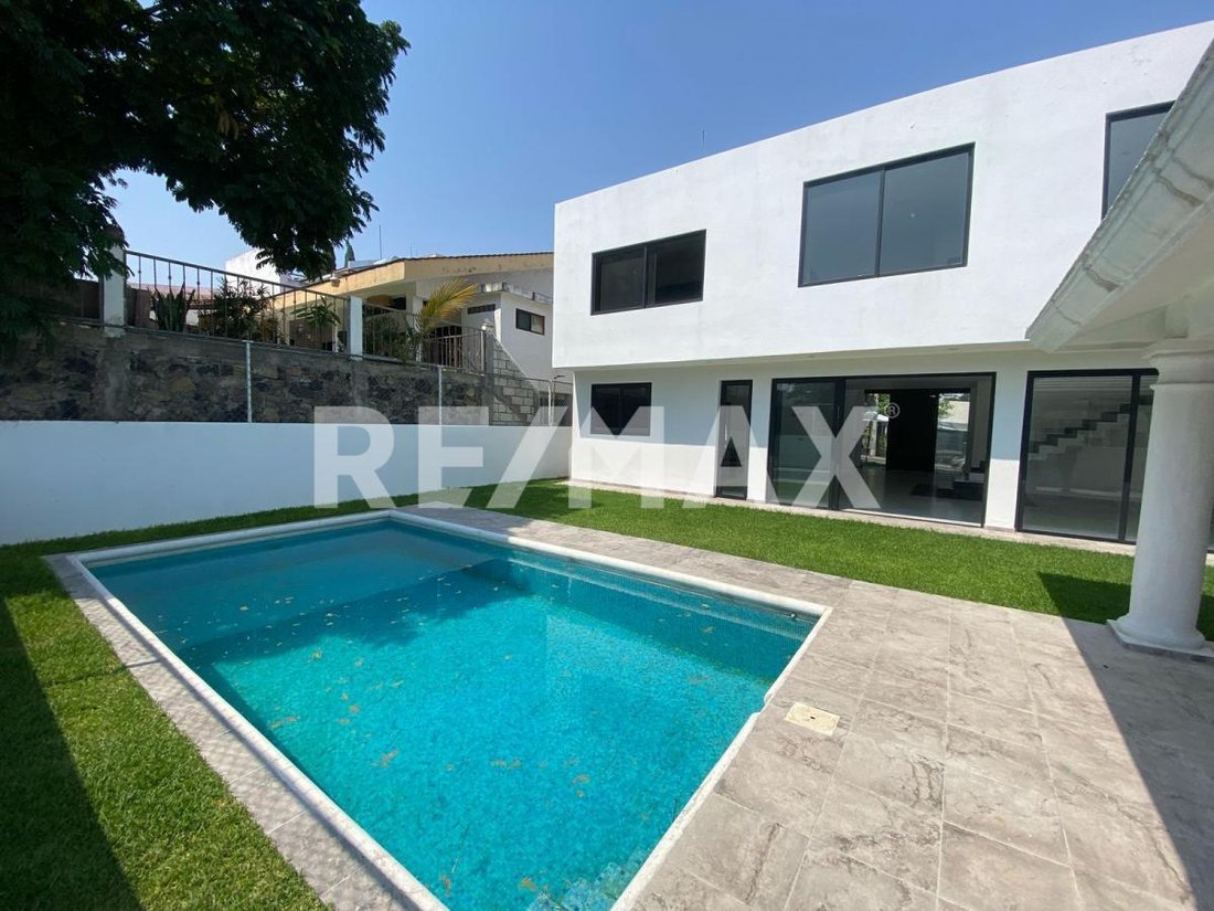 House in Lomas de Cocoyoc, Morelos, Mexico 2 - 18626315