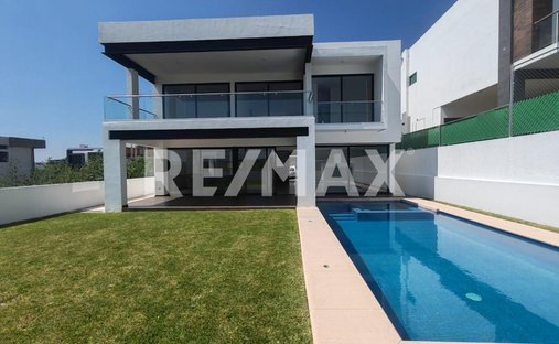 House in Lomas de Cocoyoc, Morelos, Mexico 1