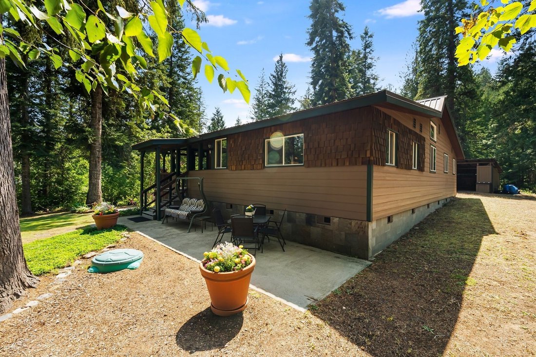 House in Sandpoint, Idaho, United States 3 - 18627510
