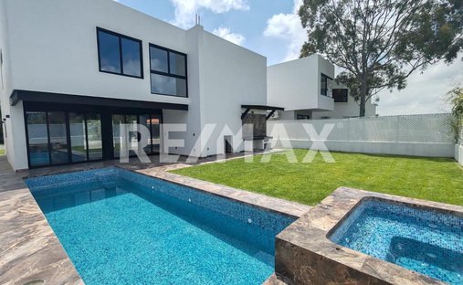 House in Lomas de Cocoyoc, Morelos, Mexico 1