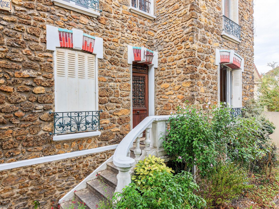 House in Bondy, Villemomble, France 2 - 18630621