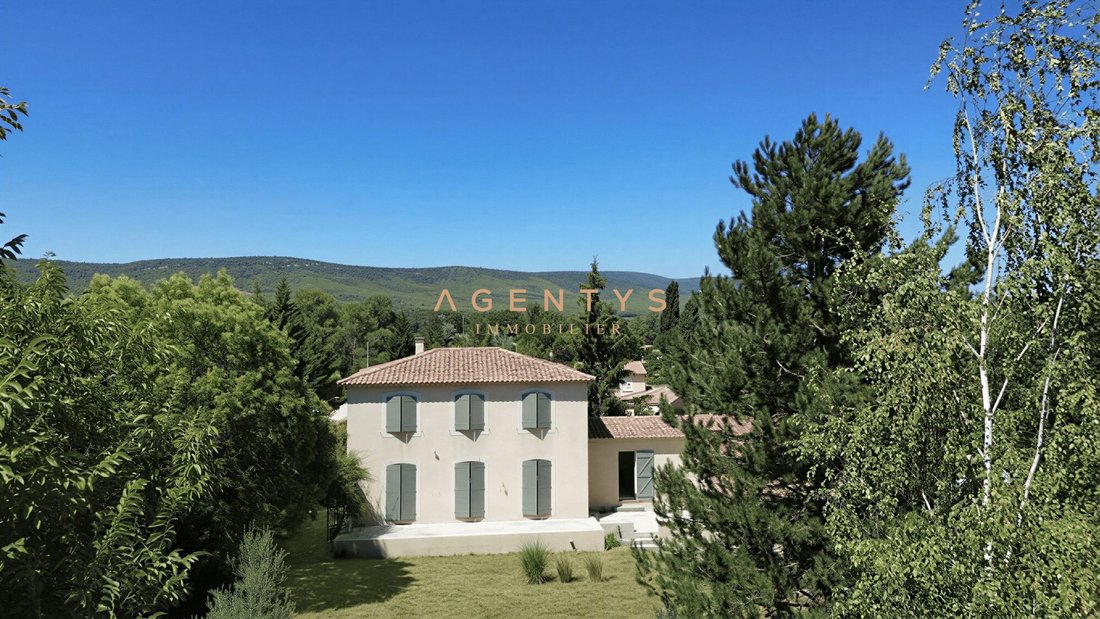 Casa de Campo en Nans-les-Pins, Provenza-Alpes-Costa Azul, Francia 1 - 18630552
