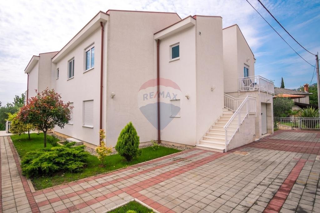 House in Grad Opatija, Primorje-Gorski Kotar County, Croatia 1 - 18630102
