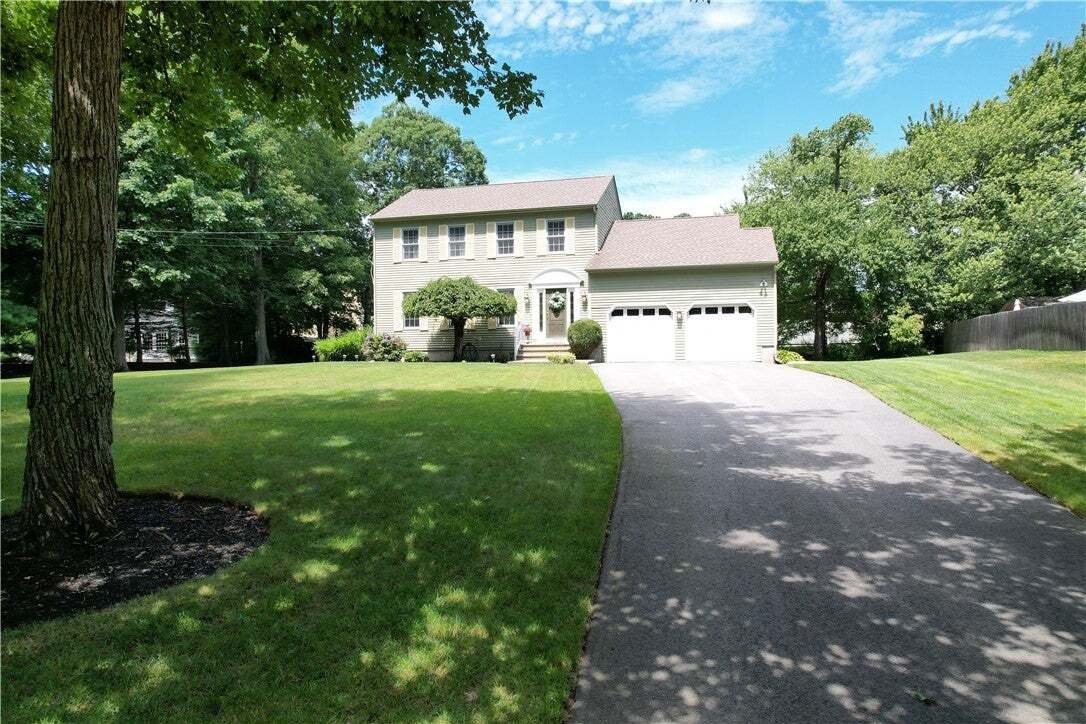 House in Cranston, Rhode Island, United States 3 - 18629016
