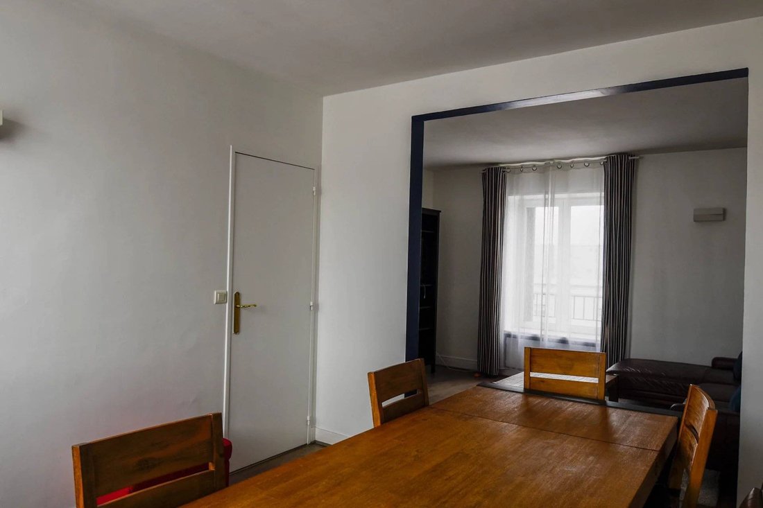 Apartment in Domaine National du Château, Versailles, France 3 - 16099106