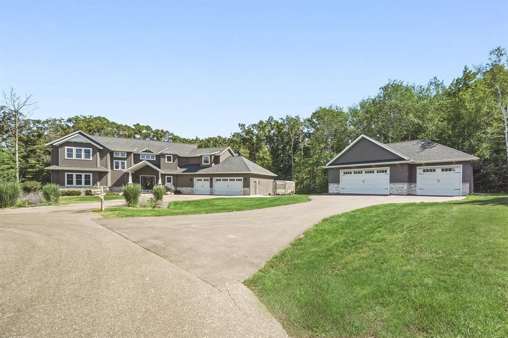 House in Chippewa Falls, Wisconsin, United States 2 - 18629057