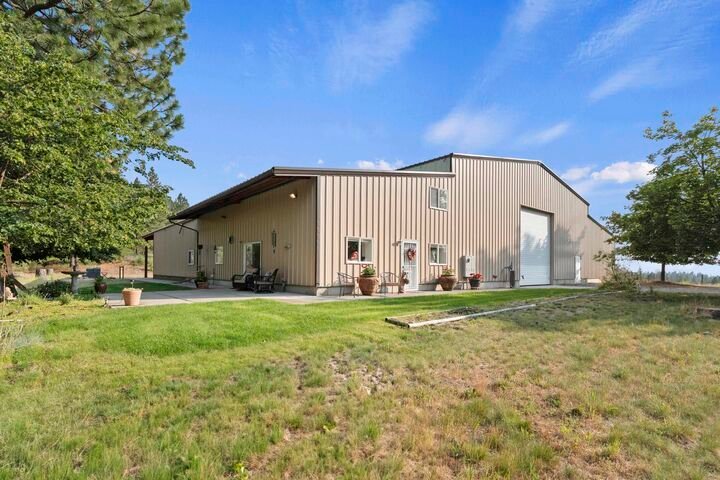 House in Mica, Washington, United States 3 - 17638414