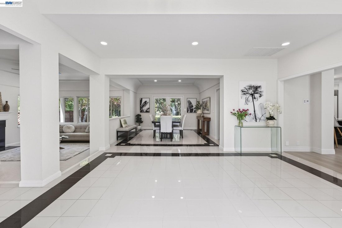 House in Danville, California, United States 5 - 17945009