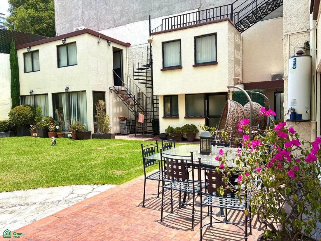House in Mexico City, Mexico 3 - 18098349