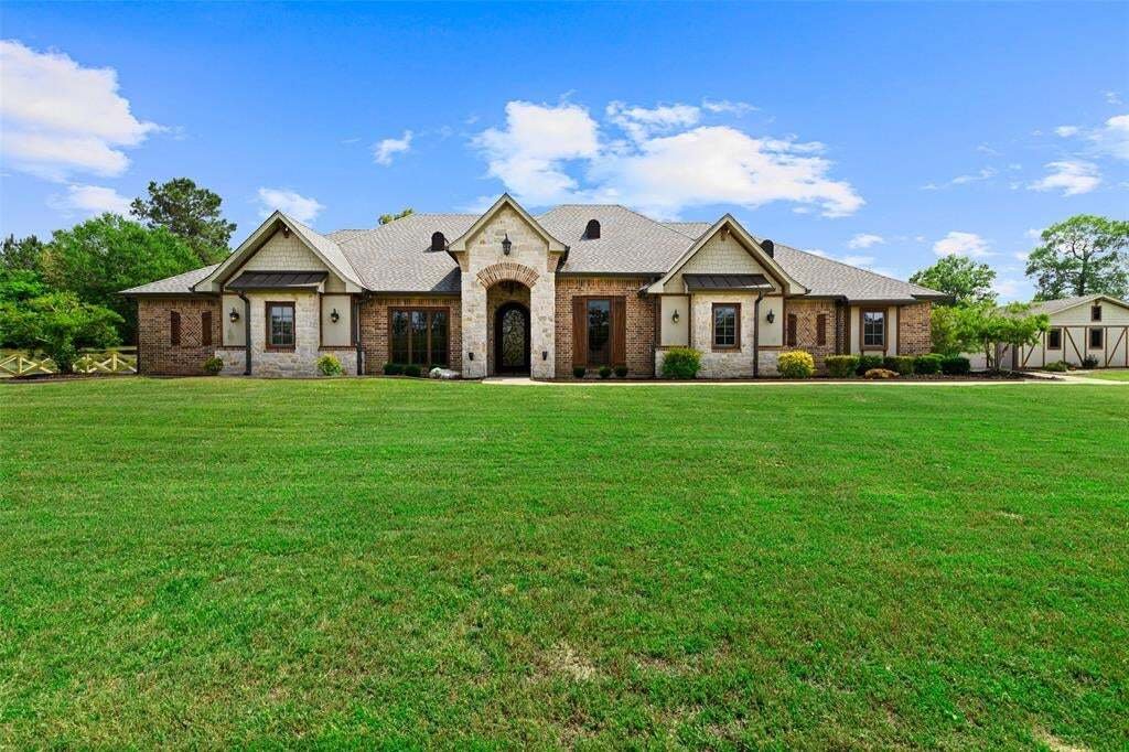 House in Longview, Texas, United States 1 - 18629381