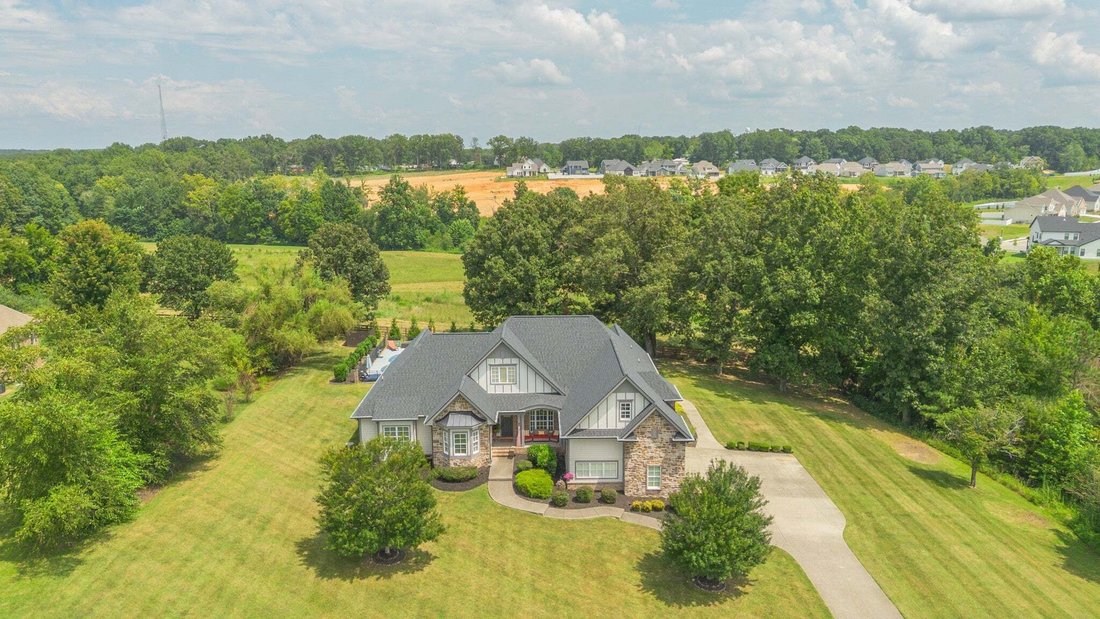 House in Bon Aqua, Tennessee, United States 1 - 18628464
