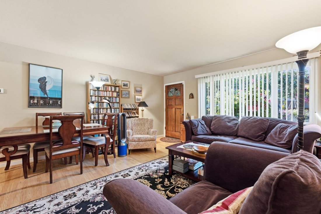 House in Redwood City, California, United States 5 - 18629466