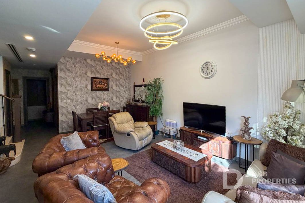 Villa in Wadi Al Safa 7, Wadi Al Safa, Dubai 3 - 18626841