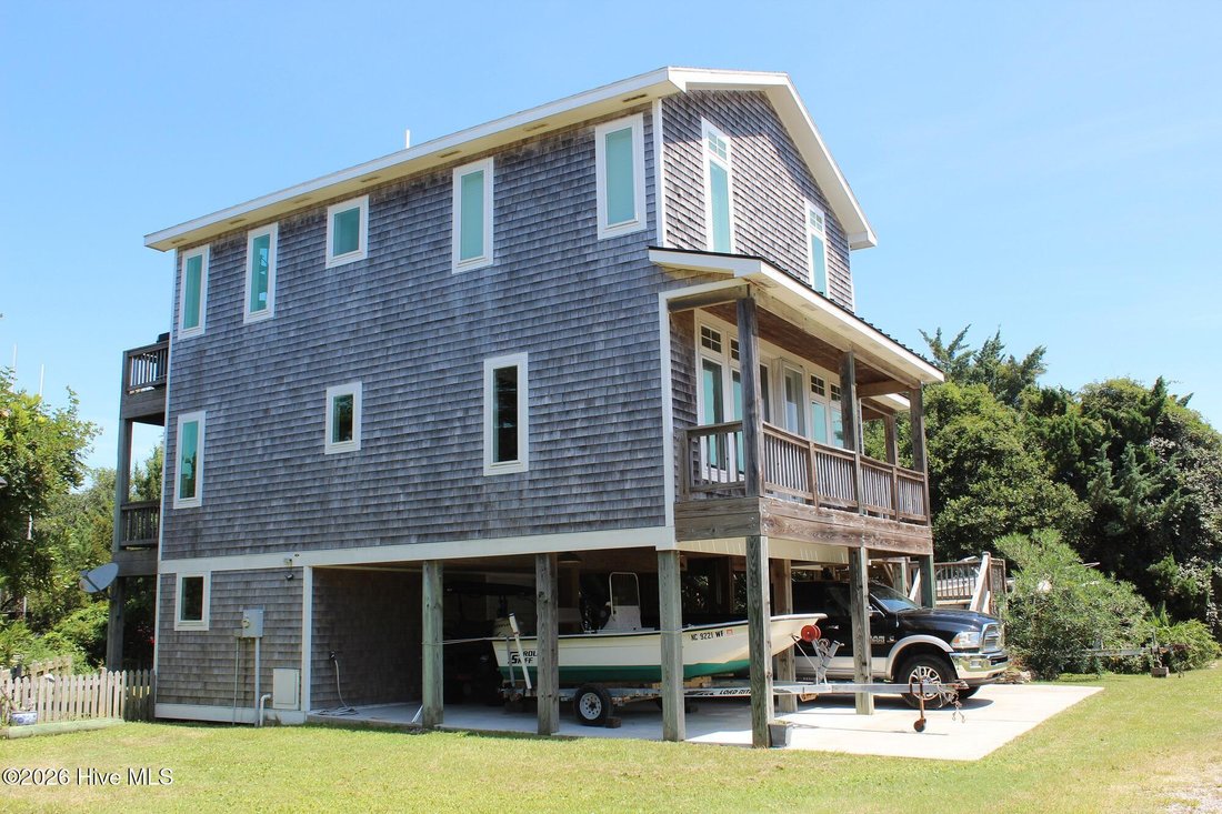 House in Ocracoke, North Carolina, United States 4 - 18294793