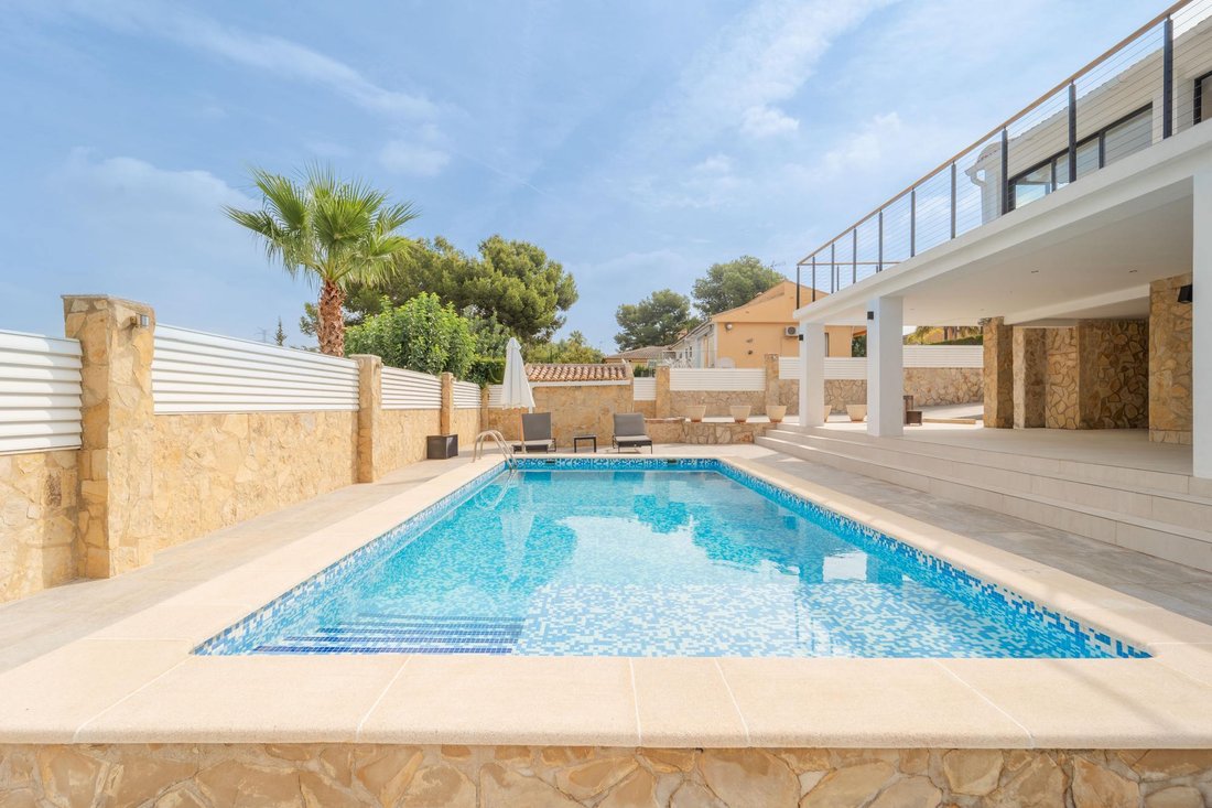 Villa in L'Eliana, Land Valencia, Spanien 3 - 18626601