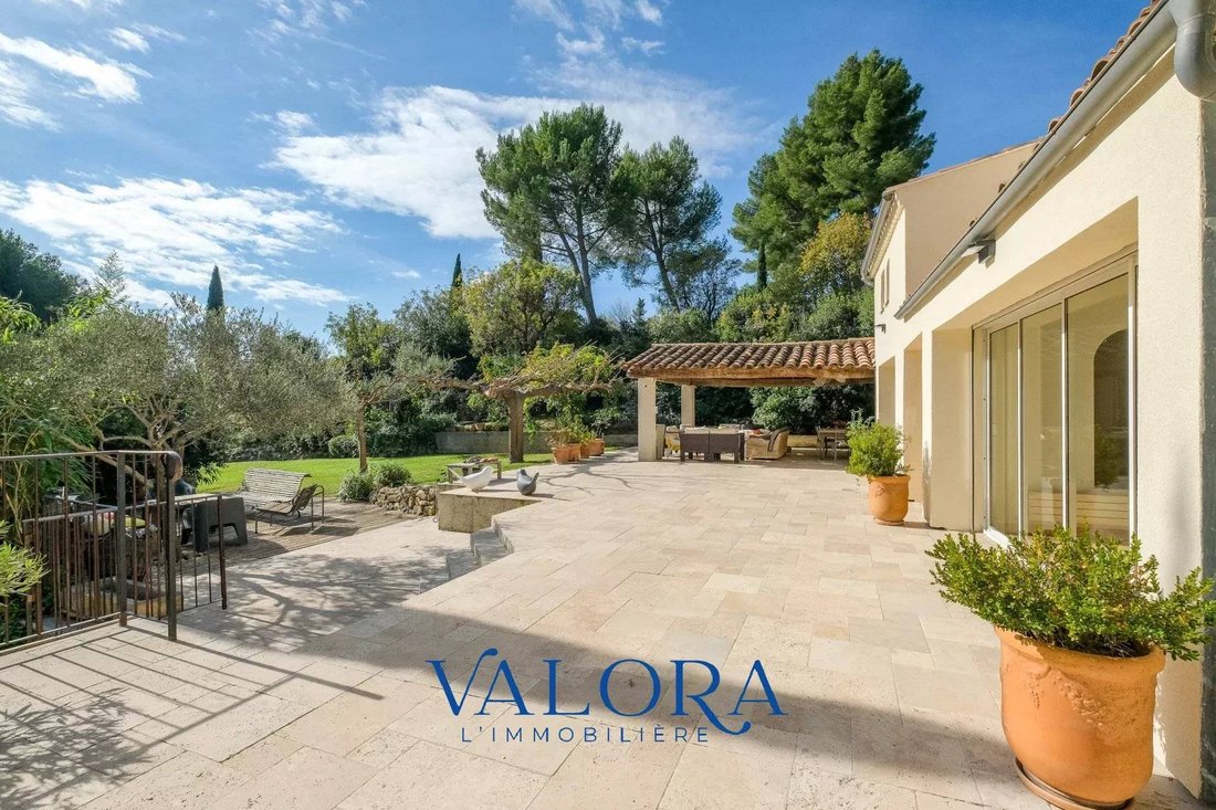 Maison à Eoures, Marseille, Provence-Alpes-Côte d'Azur 5 - 18511973