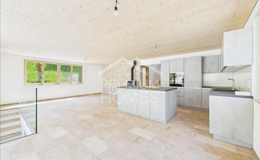 House in Glarus Nord, Glarus, Switzerland 1