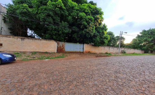 Land in Presidente Franco, Alto Paraná Department, Paraguay 1