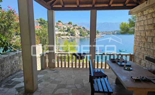 House in Selca, Split-Dalmatia County, Croatia 1