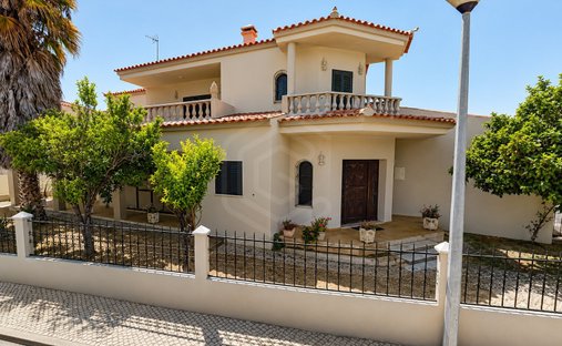 House in Loule (Sao Clemente), Algarve, Portugal 1