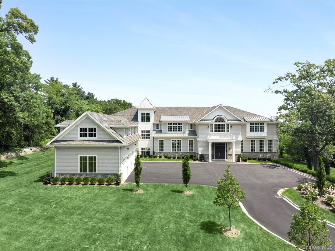 House in Port Washington, New York, United States 2 - 18479355