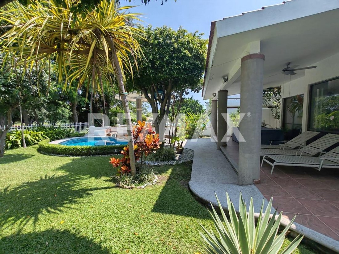 House in Lomas de Cocoyoc, Morelos, Mexico 2 - 18626322