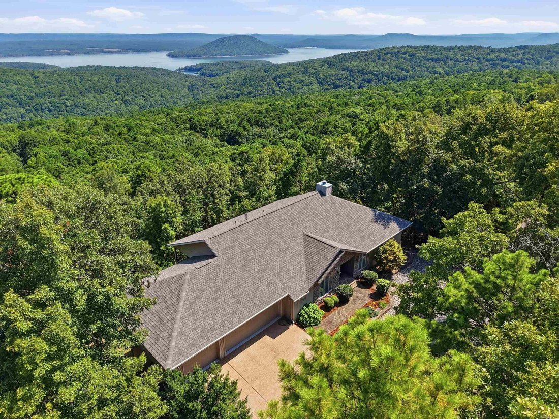 House in Fairfield Bay, Arkansas, United States 2 - 18628931