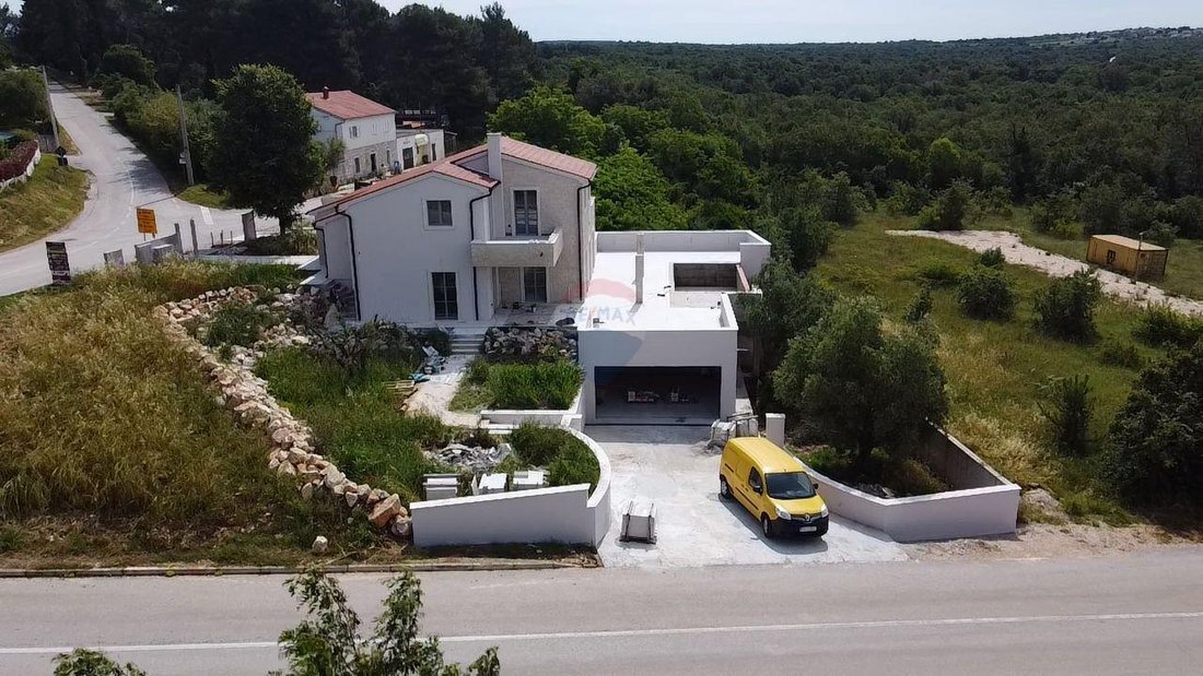 House in Porec, Istria County, Croatia 3 - 18629698