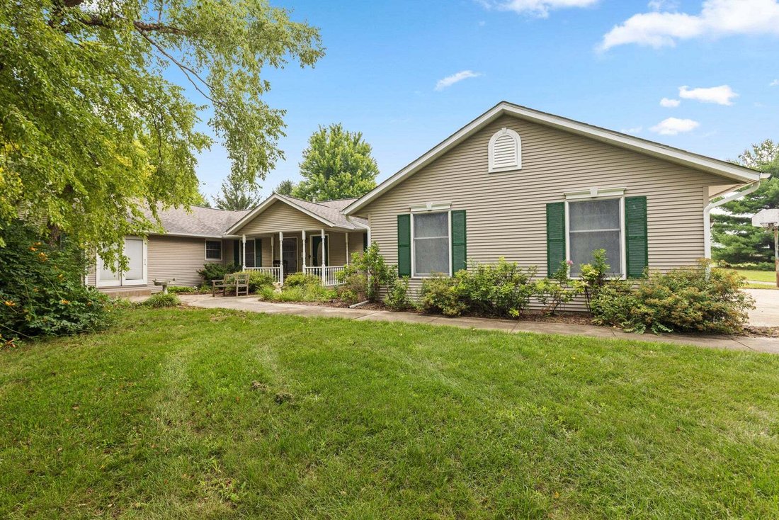 House in Marengo, Illinois, United States 1 - 18628613