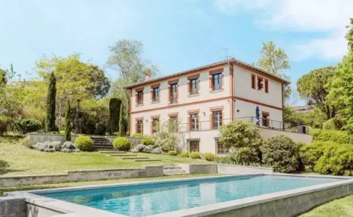 House in Vigoulet-Auzil, Occitania, France 1
