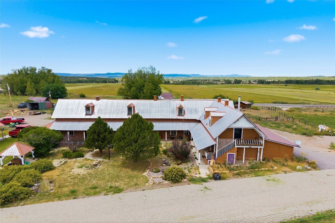 House in Los Ojos, New Mexico, United States 2 - 18626141