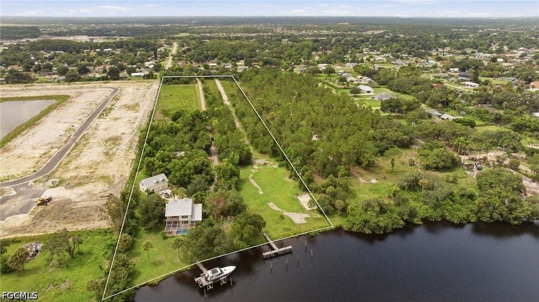 House in Fort Myers, Florida, United States 1 - 18615403