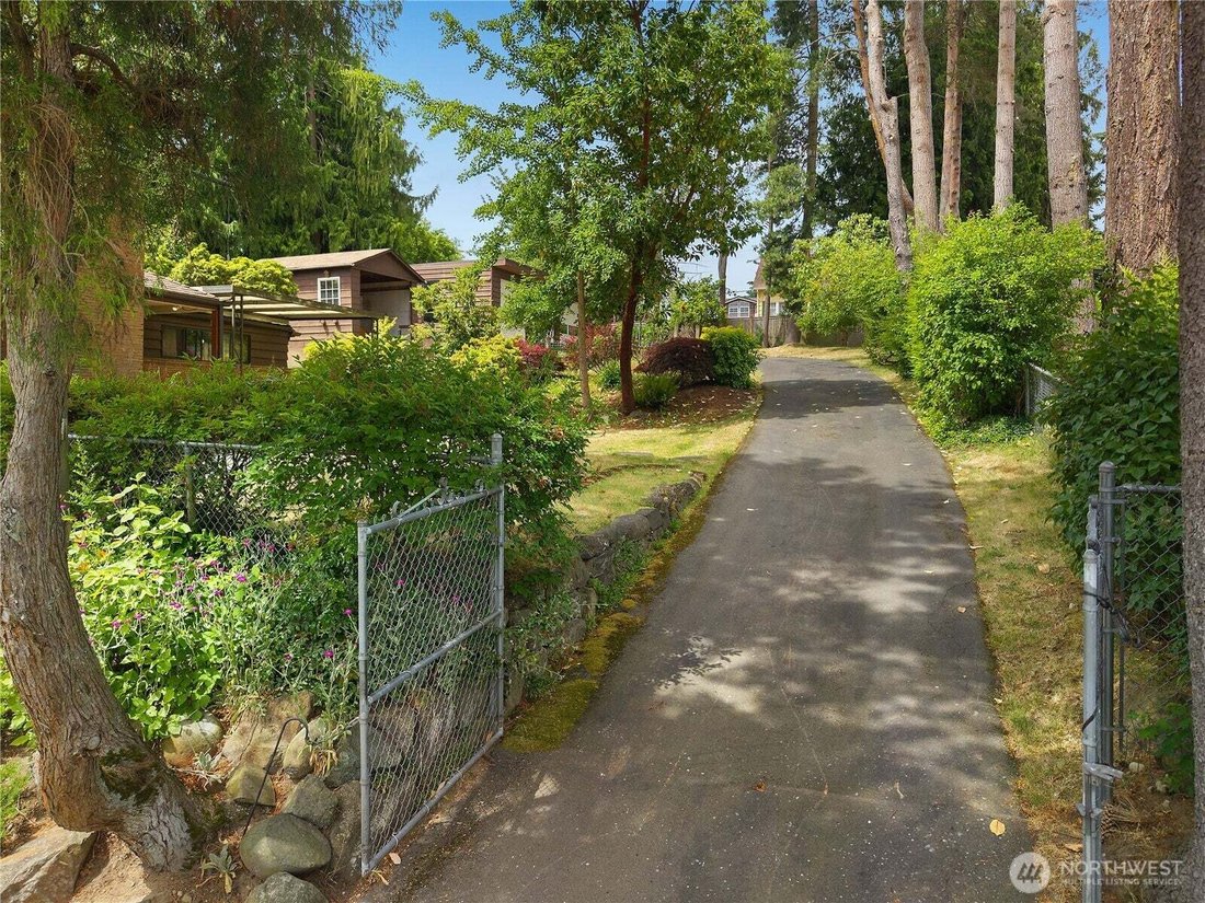 House in Seattle, Washington, United States 4 - 18630266