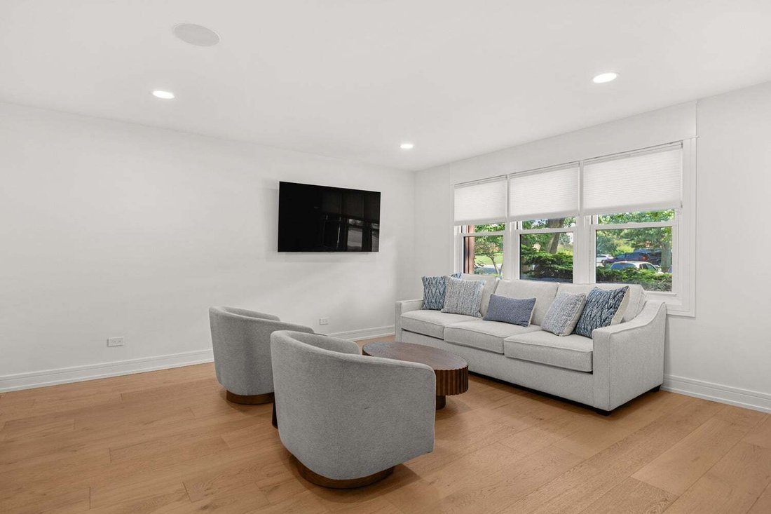 Condo in Northbrook, Illinois, United States 4 - 18628666