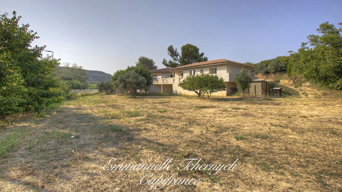 Villa in Zone d'Activité, Istres, Frankreich 2 - 18627339