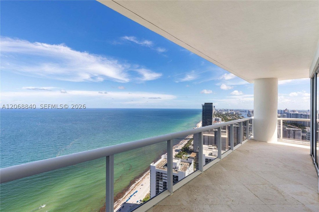 Condo in Hallandale Beach, Florida, United States 2 - 18628343